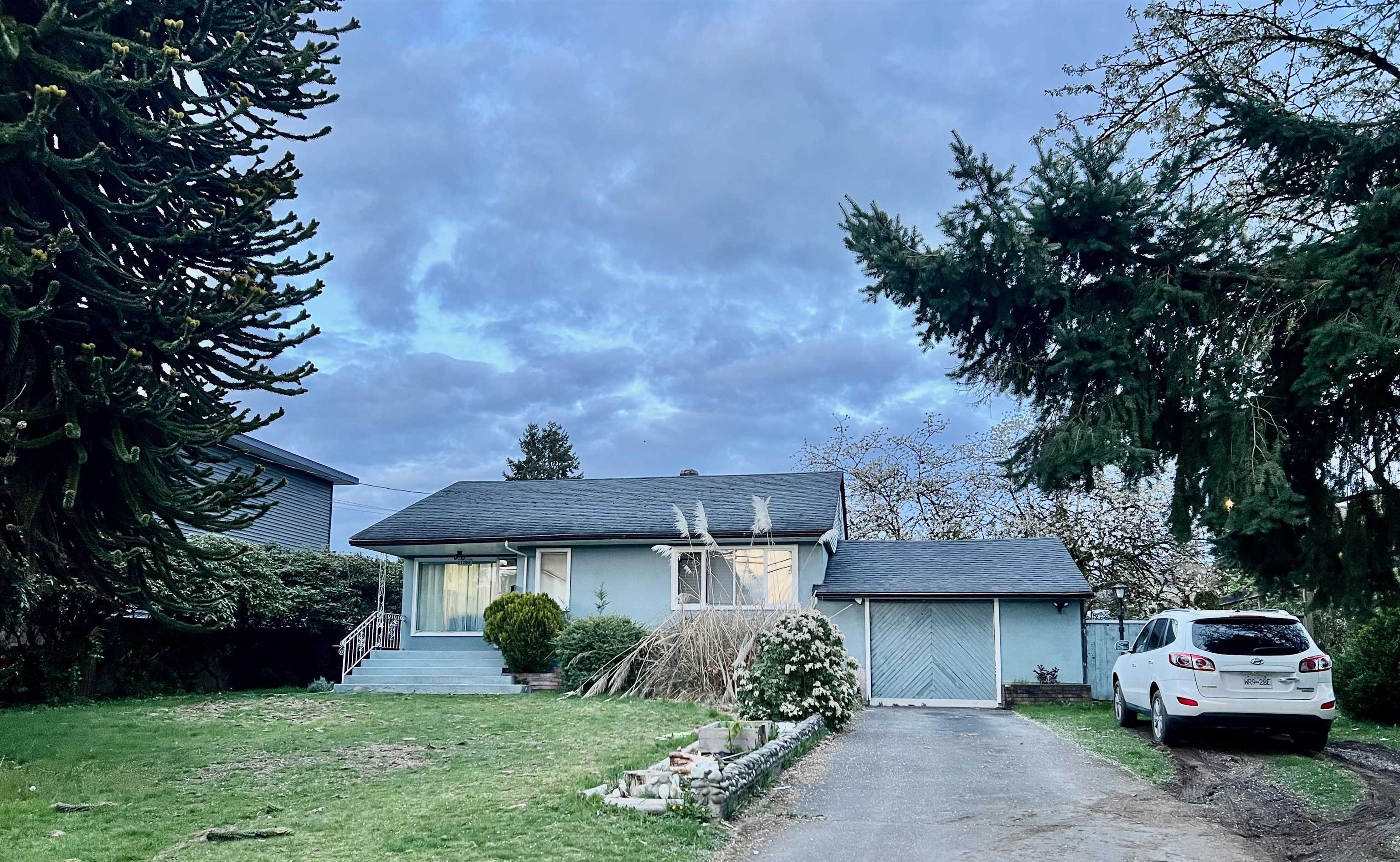 11108 136 Street, Surrey, BC, V3R 3B5