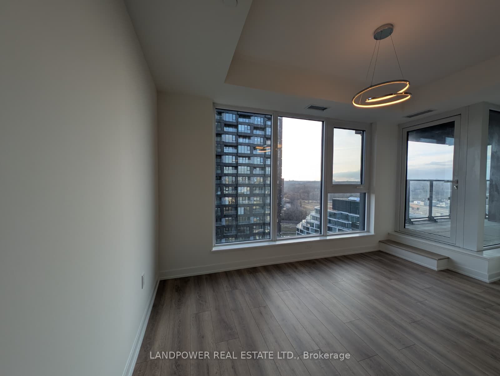 Additional image 6 of 1502-5 Quarrington Lane, Toronto, ON, M3C 0S5