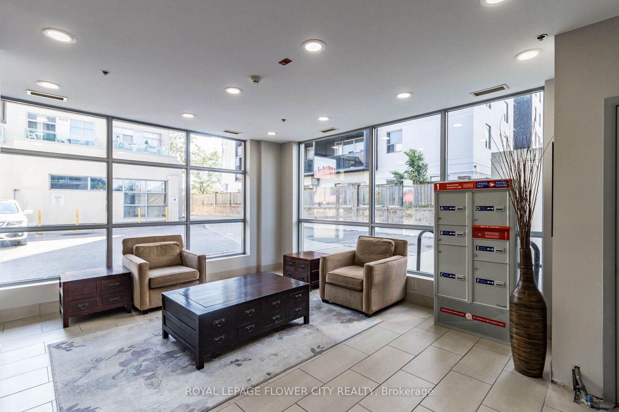 Additional image 4 of 907-2464 Weston Road, Toronto, ON, M9N 0A2