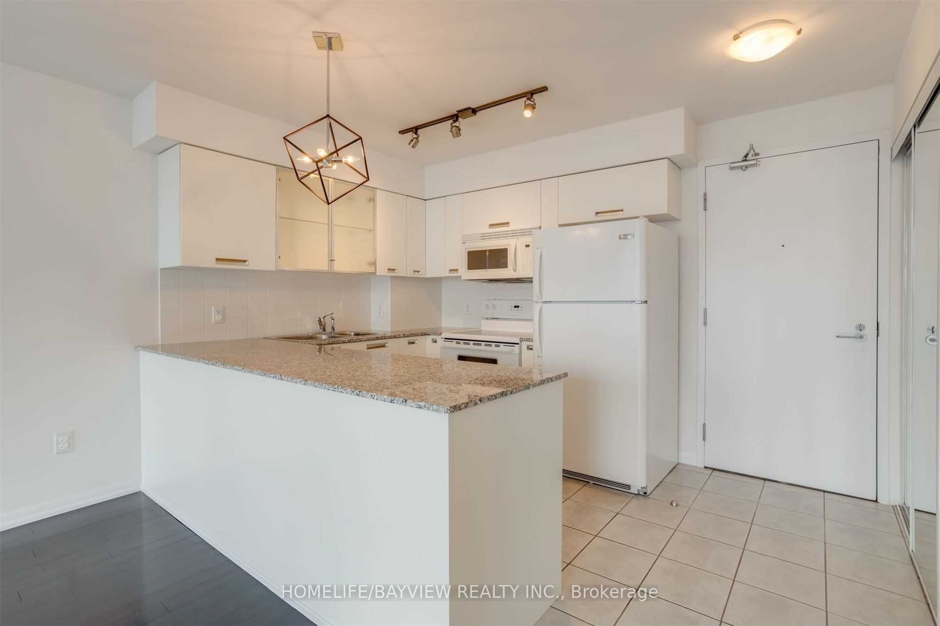 Additional image 6 of 2904-37 Grosvenor Street, Toronto, ON, M4Y 3G5