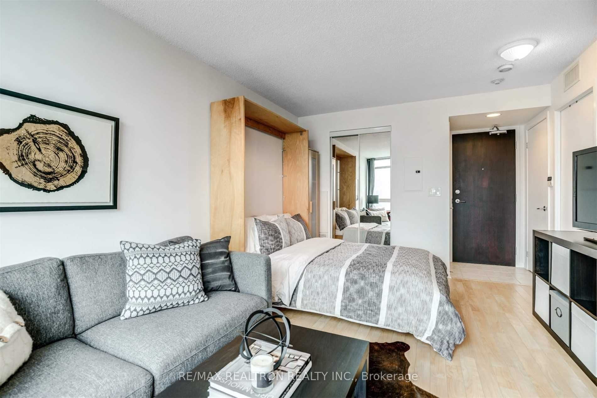 Additional image 6 of 1410-231 Fort York Boulevard, Toronto, ON, M5V 1B2