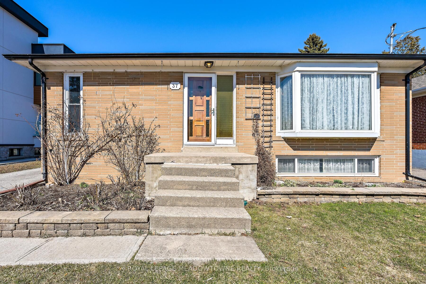 Additional image 4 of 37 Prince Charles Drive, Halton Hills, ON, L7G 3T9