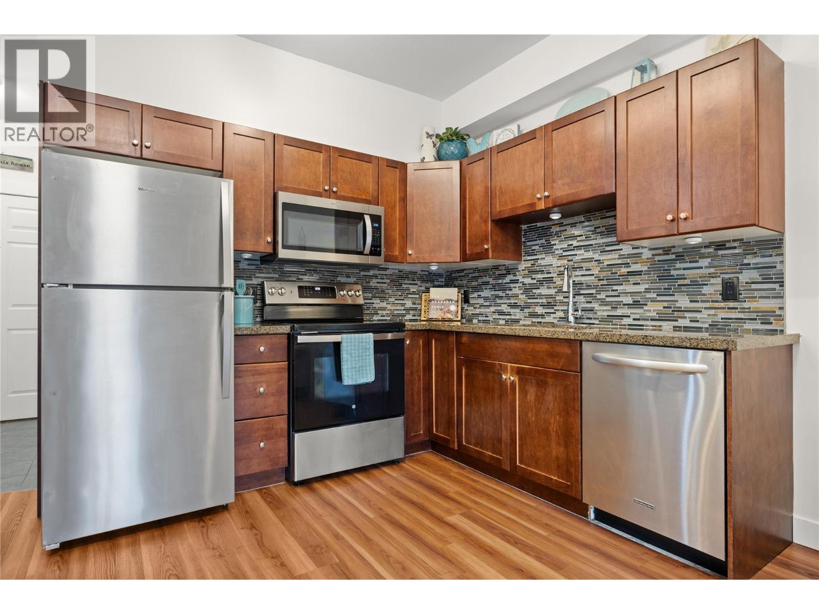 Additional image 5 of 1405-1875 Country Club Drive, Kelowna, BC, V1V2W7