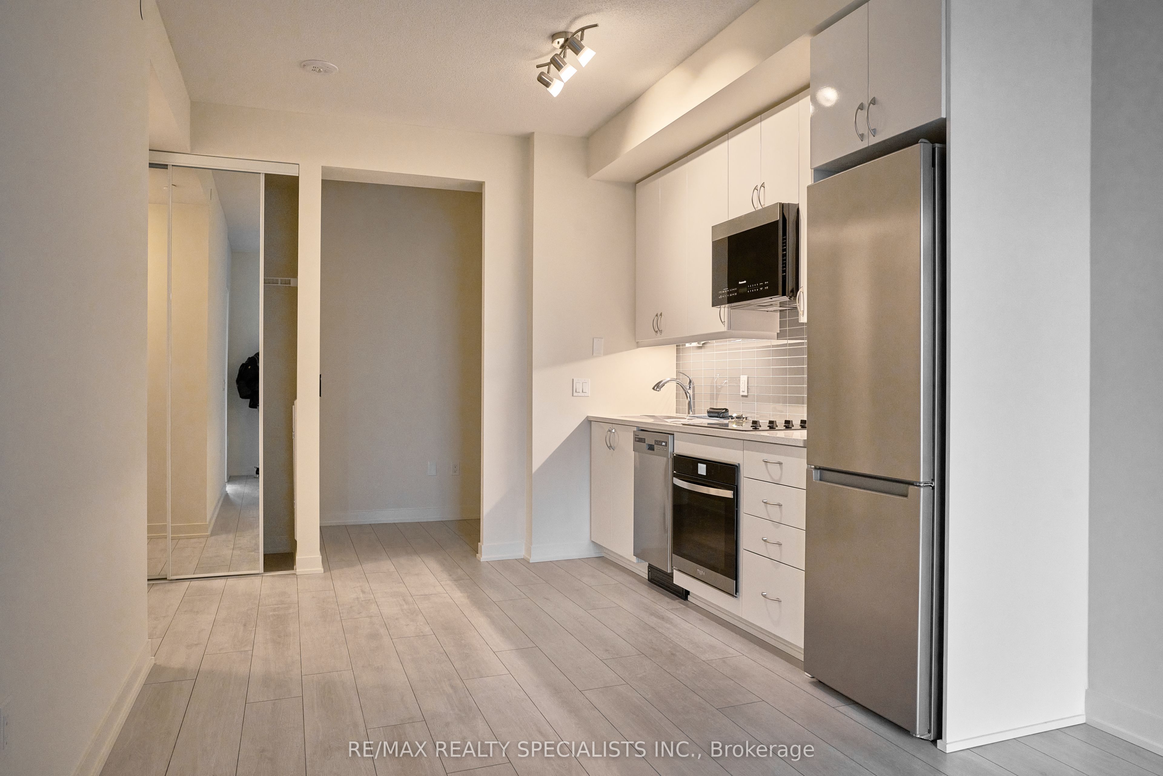 Additional image 5 of 2507-38 Annie Craig Drive, Toronto, ON, M8V 0G9