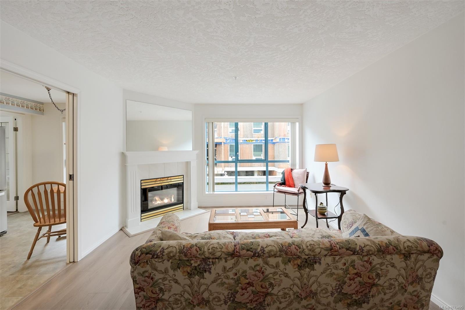 Additional image 4 of 209-1063 Southgate Street, Victoria, BC, V8V 2Z1