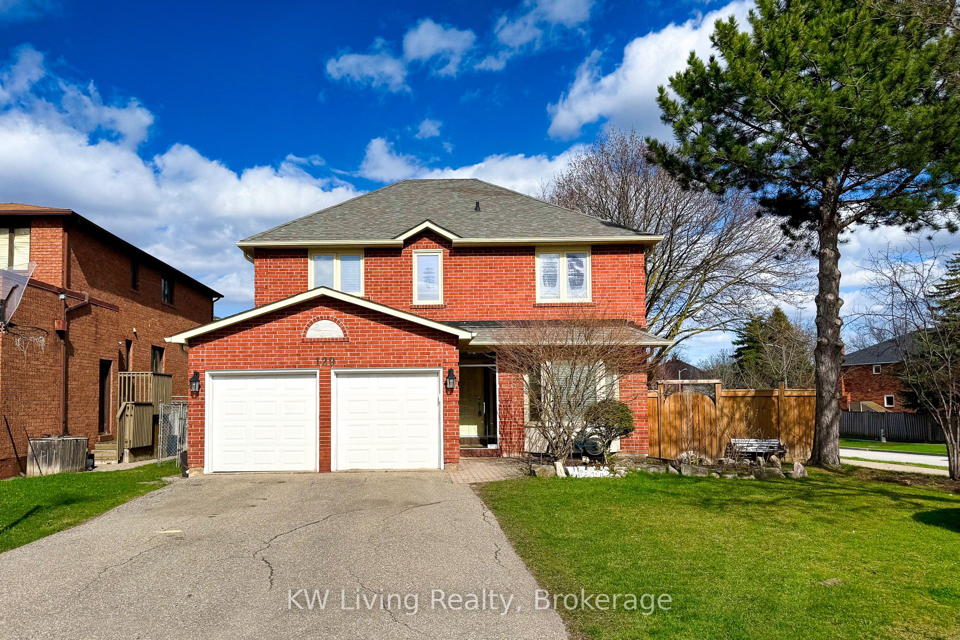 129 Franklin Avenue, Vaughan, ON, L4J 4X6