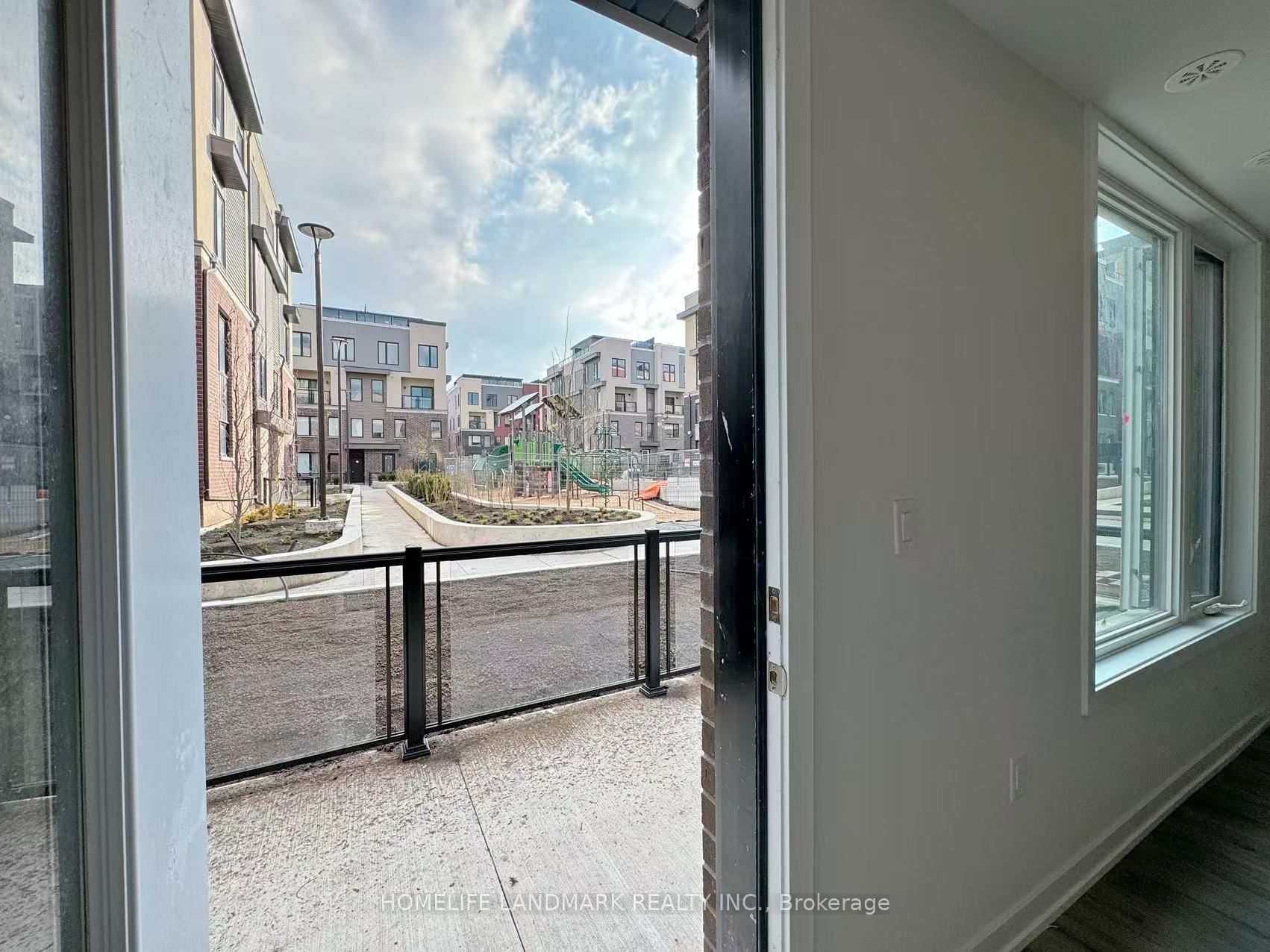 Additional image 5 of 19-3550 Colonial Drive, Mississauga, ON, L5L 0C1