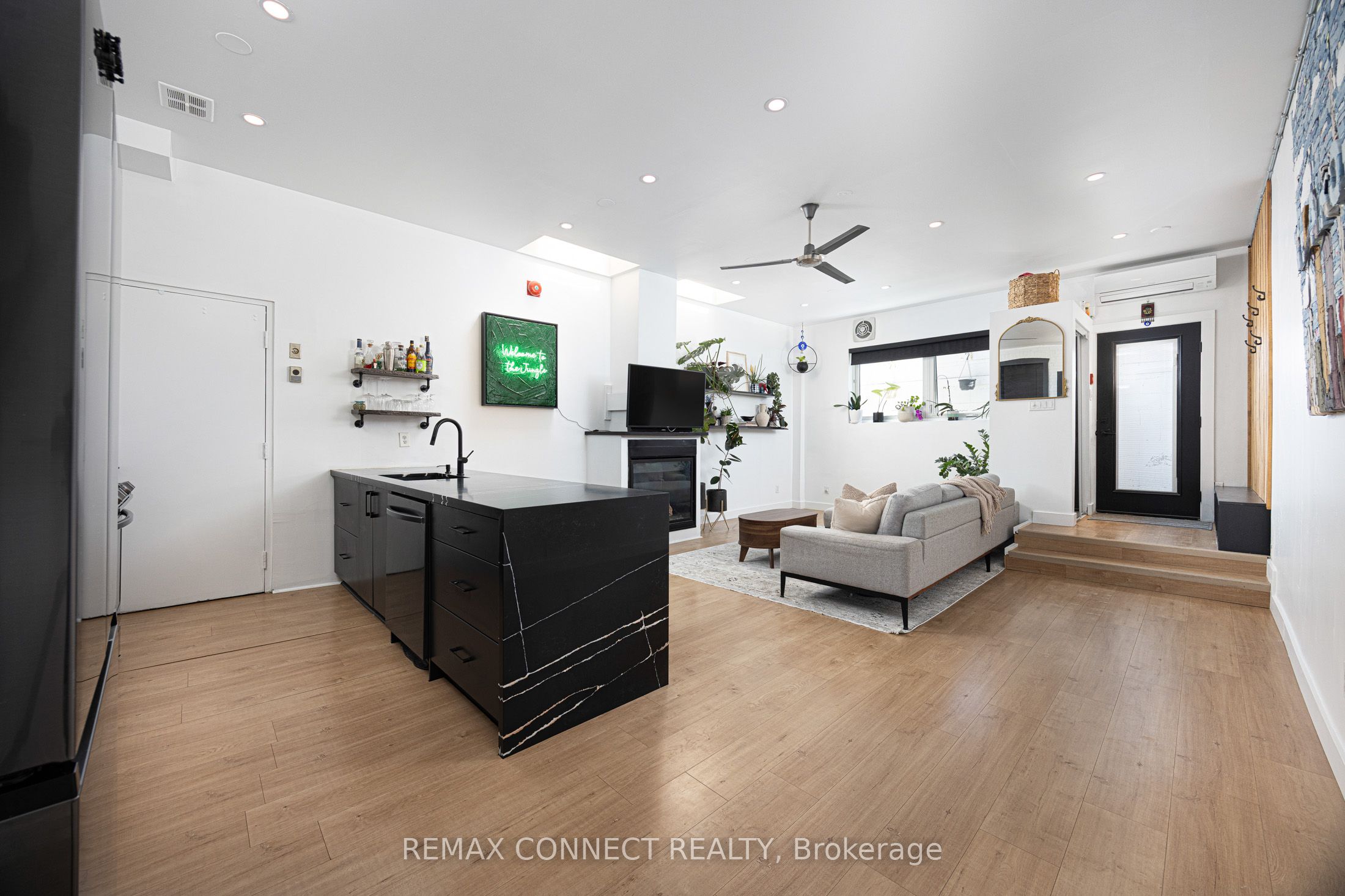 Additional image 4 of 106-99 Coleman Avenue, Toronto, ON, M4C 1P8