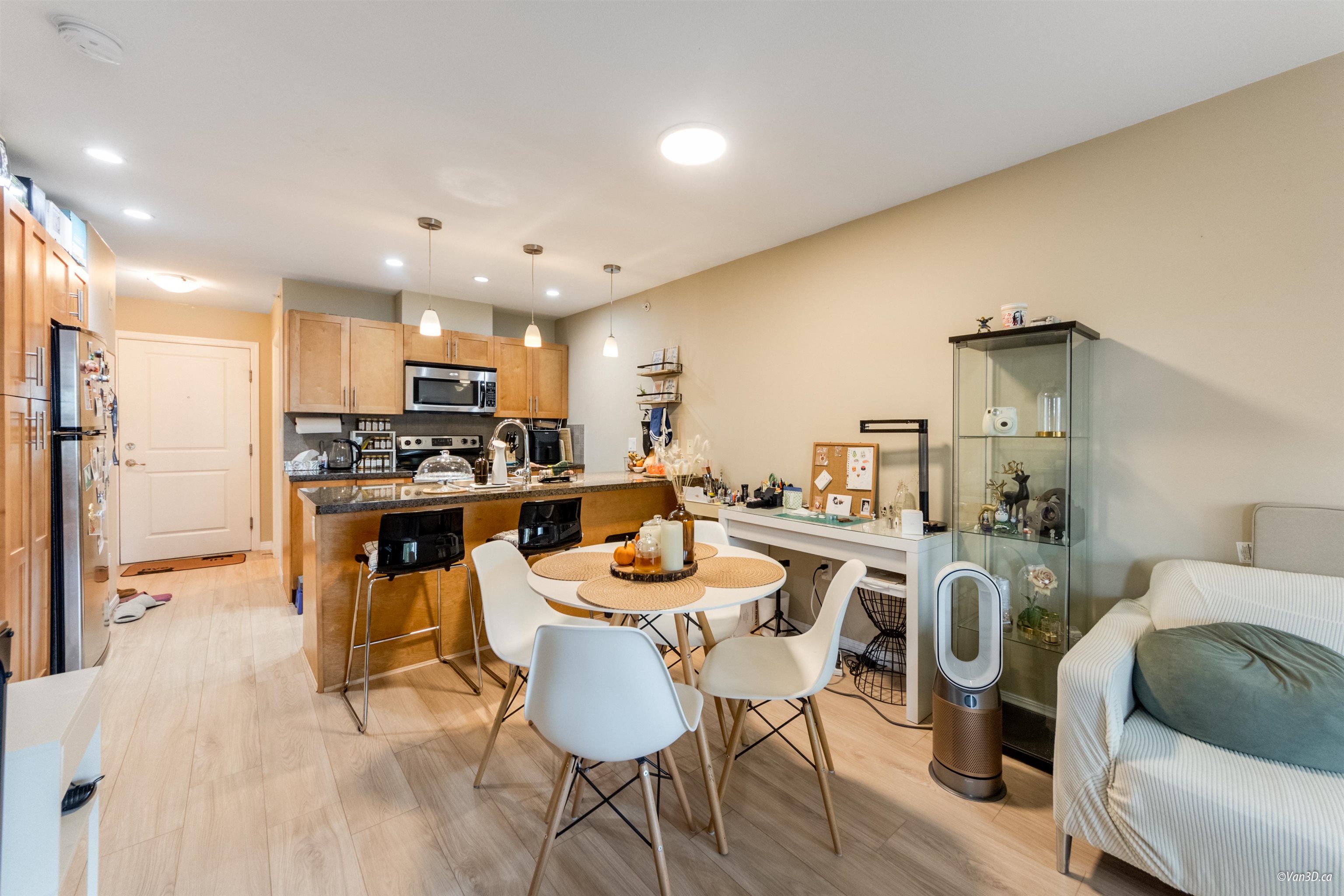Additional image 4 of 307-5000 Imperial Street, Burnaby, BC, V5J 1C8