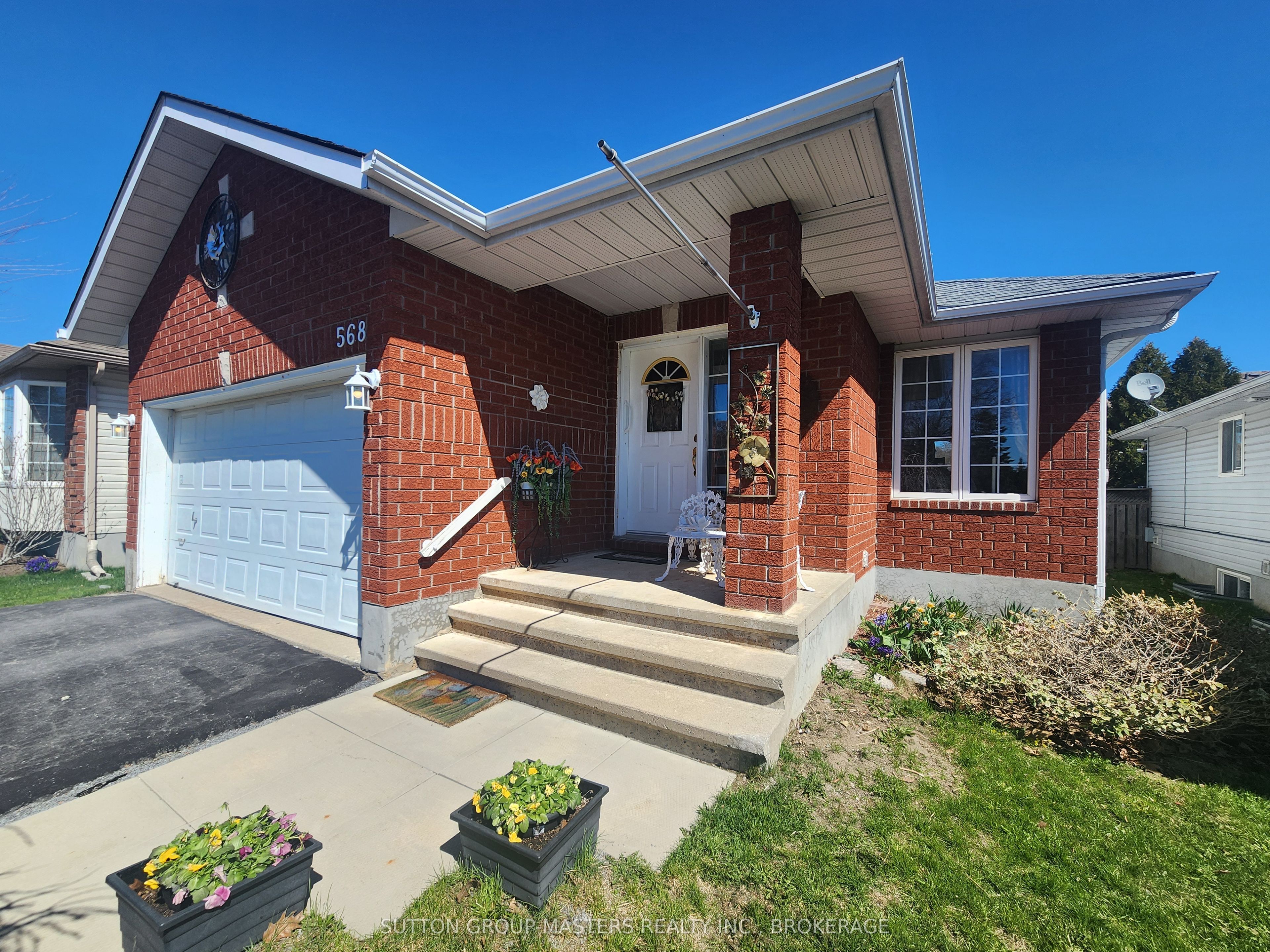 568 Roosevelt Drive, Kingston, ON, K7M 8Z7