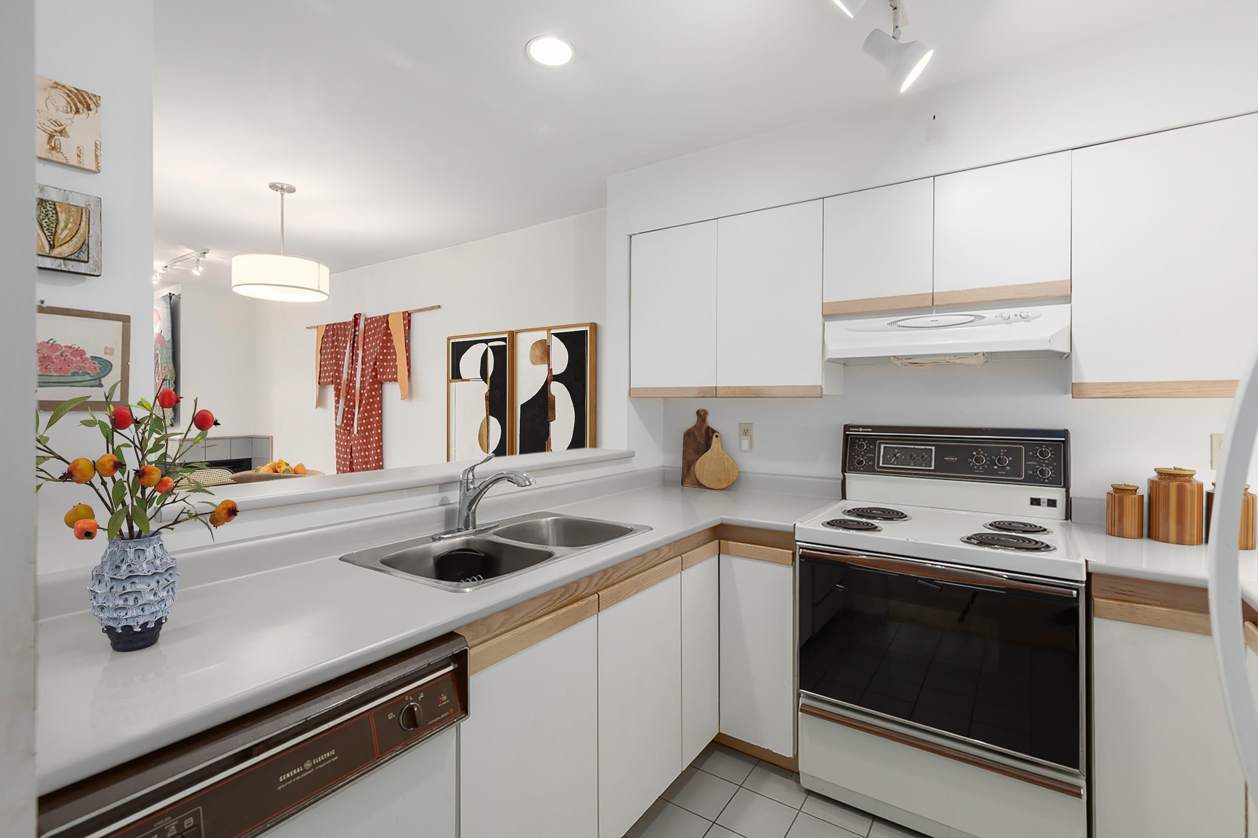 Additional image 3 of 104-700 Pender Street E, Vancouver, BC, V6A 1V7