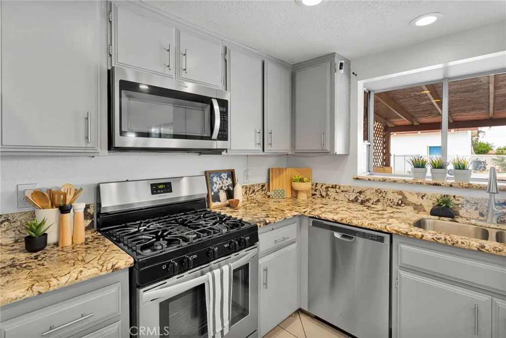 Additional image 79 of 14798 Dos Palmas Road, Victorville, CA 92392