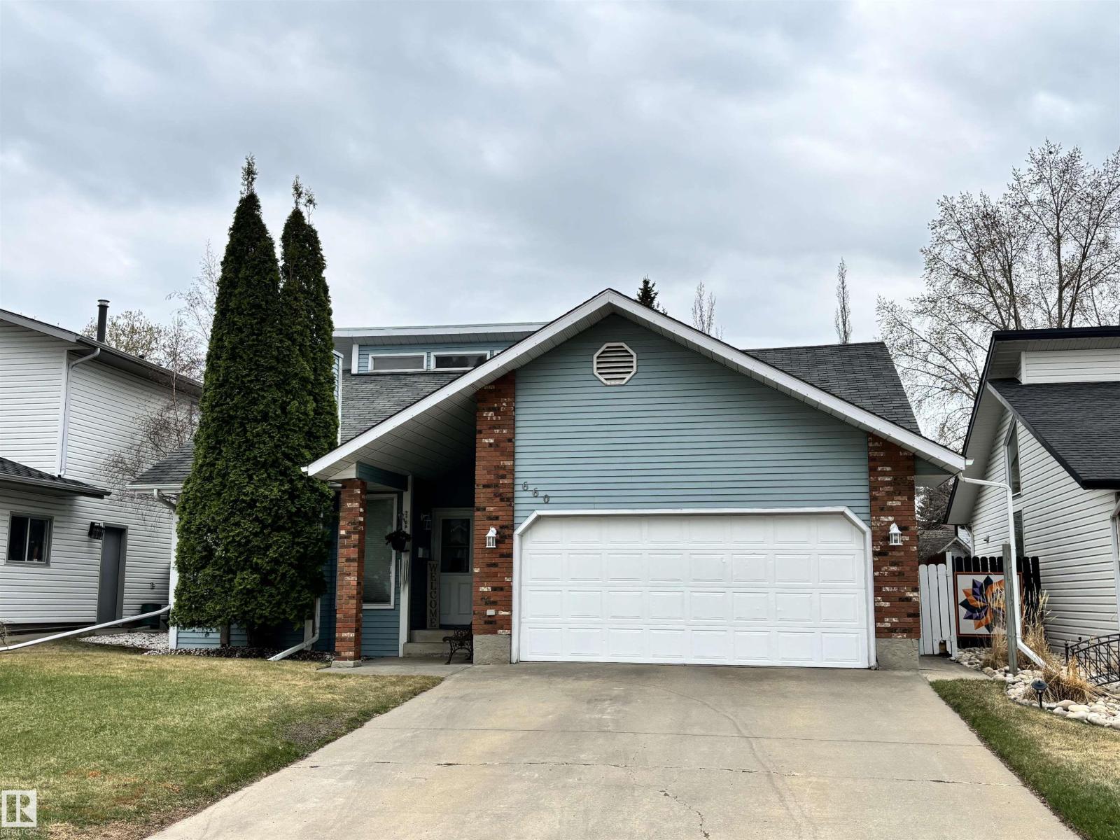 660 Village Drive, Sherwood Park, AB, T8A4N9