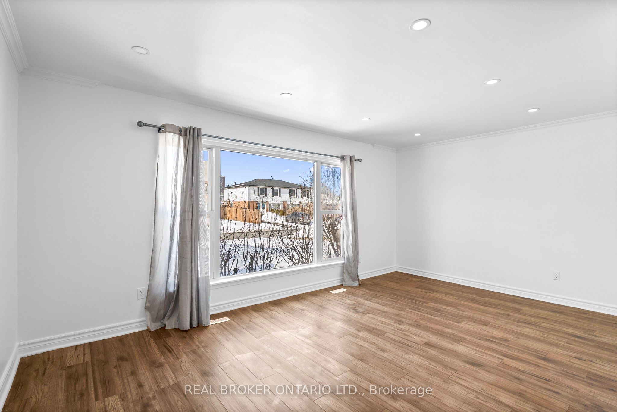 Additional image 4 of 11 Cathcart Crescent, Brampton, ON, L6T 2A4