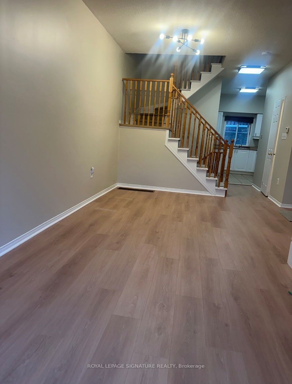 Additional image 4 of 170 Dawes Road, Toronto, ON, M4C 5C4