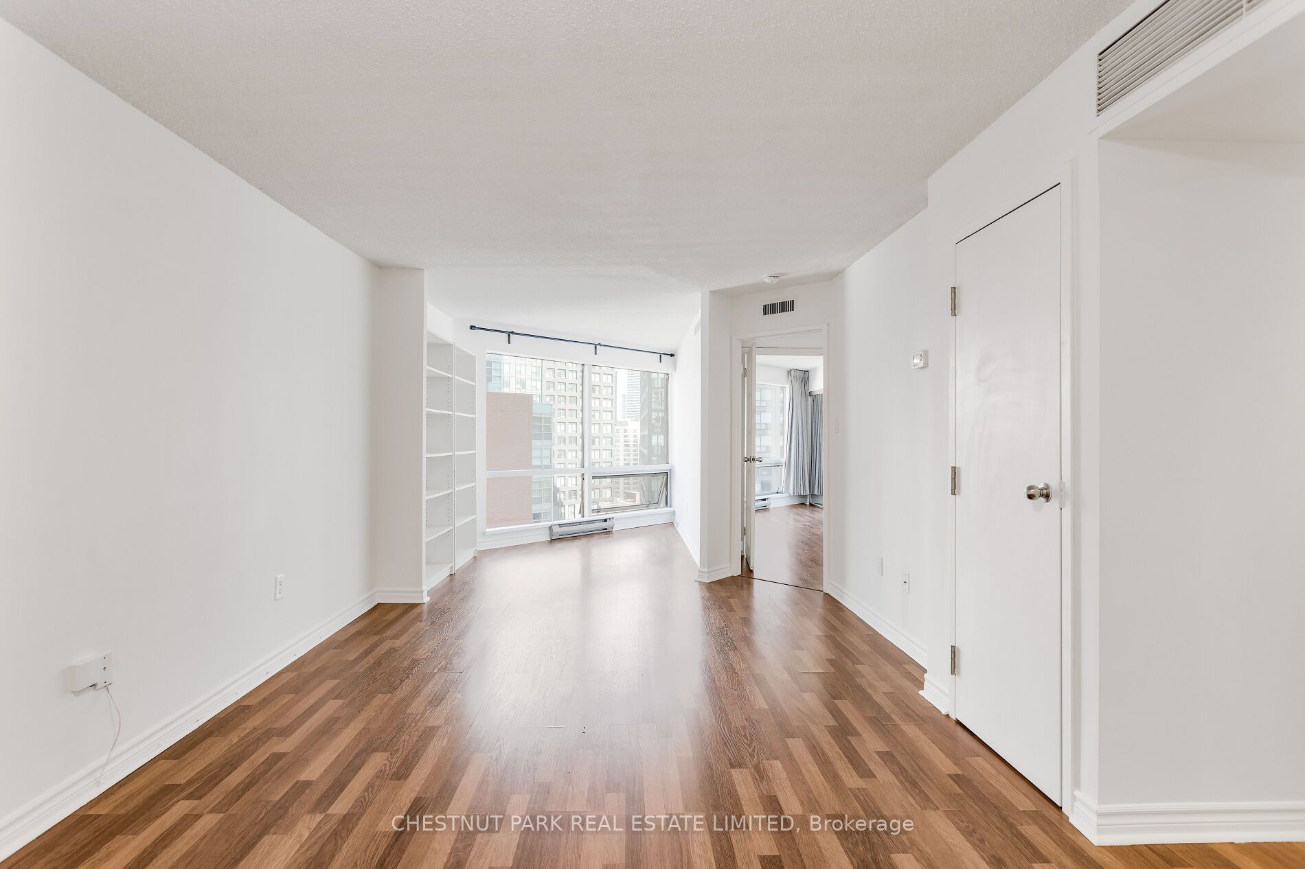 Additional image 5 of 1408-1001 Bay Street, Toronto, ON, M5S 3A6