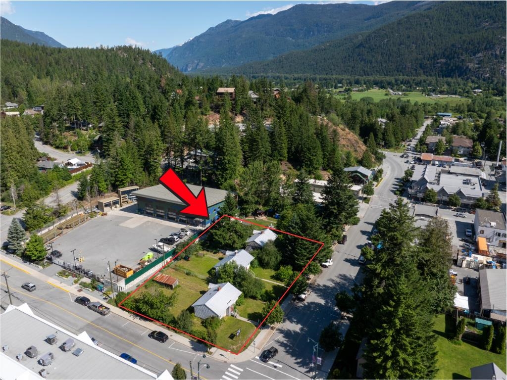 Additional image 2 of 7421 Prospect Street, Pemberton, BC, V0N 2L0