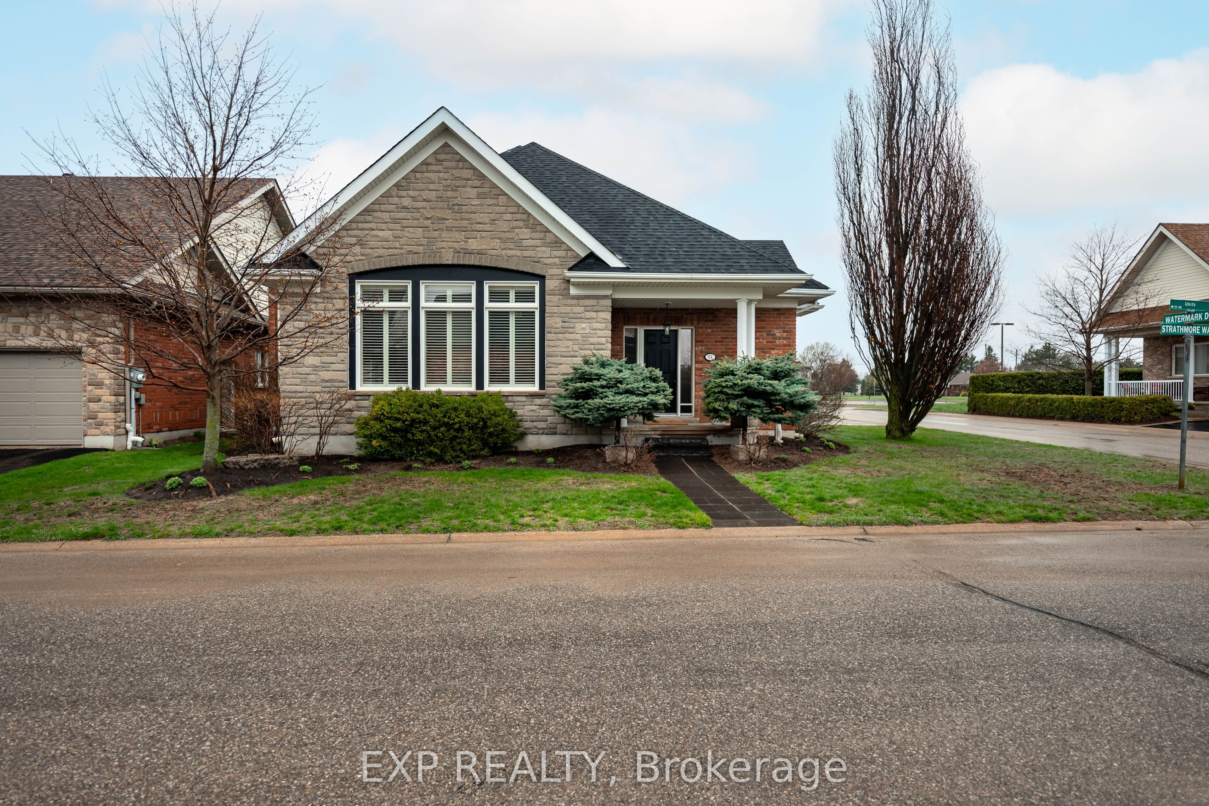 51-200 Kingfisher Drive, Mono, ON, L9W 0B3