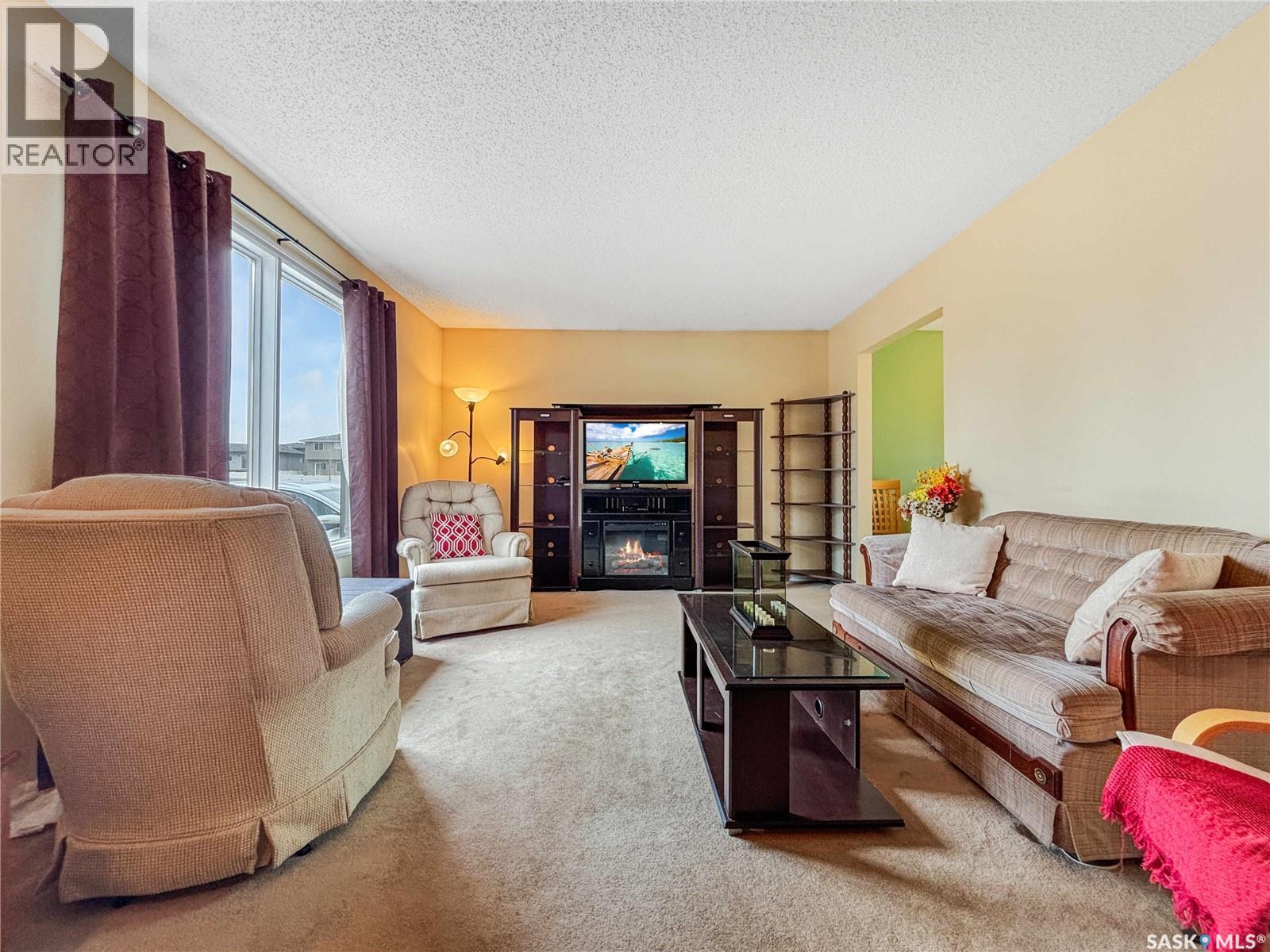Additional image 2 of 3946 Diefenbaker Drive, Saskatoon, SK, S7L6C6
