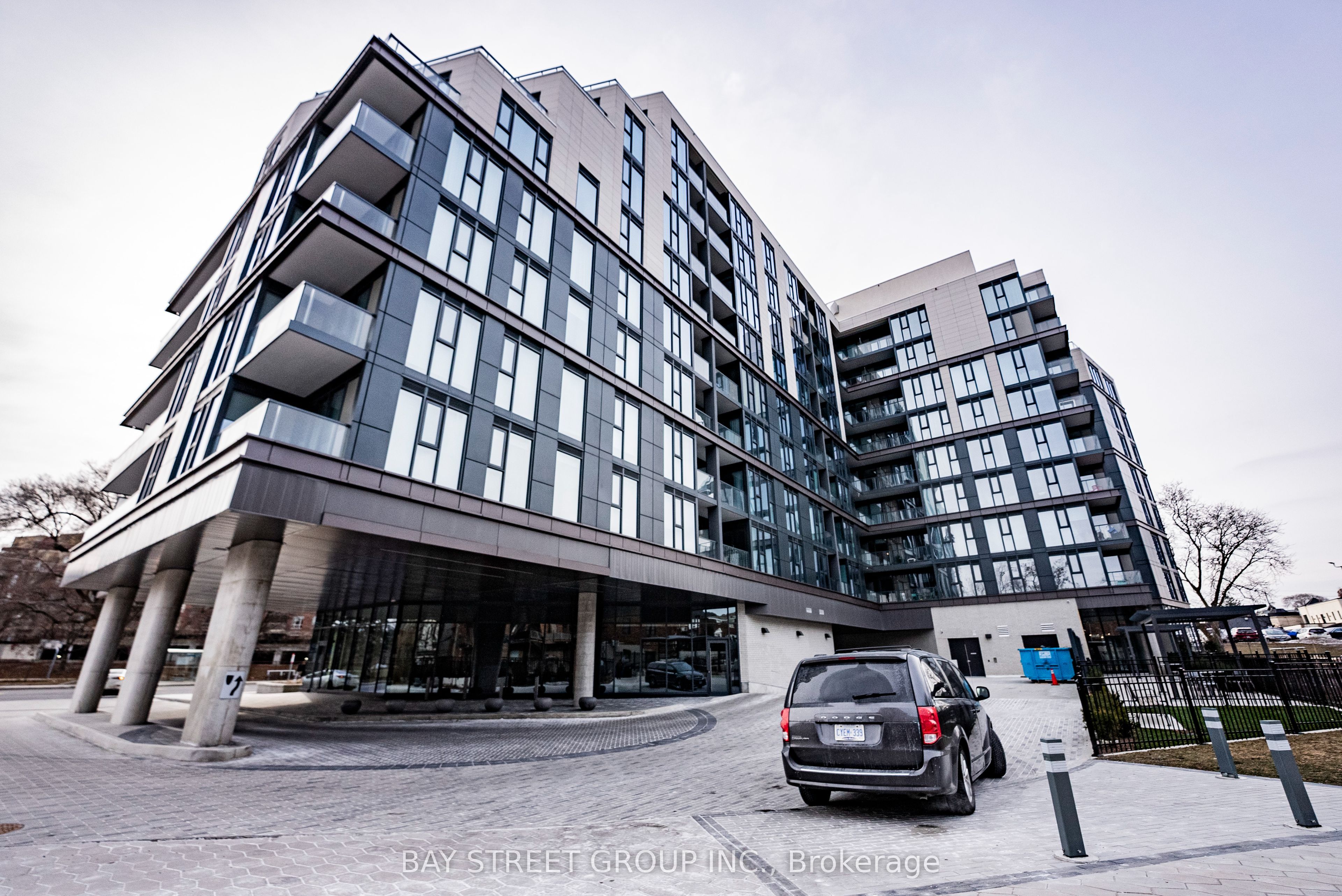 526-250 Lawrence Avenue W, Toronto, ON, M5M 1B2