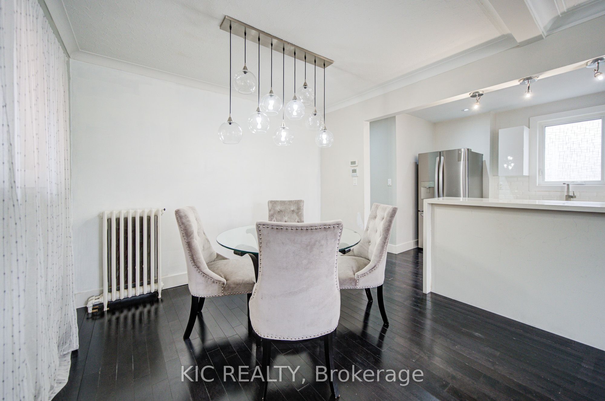 Additional image 5 of 35 Montcalm Avenue, Toronto, ON, M6E 4N2