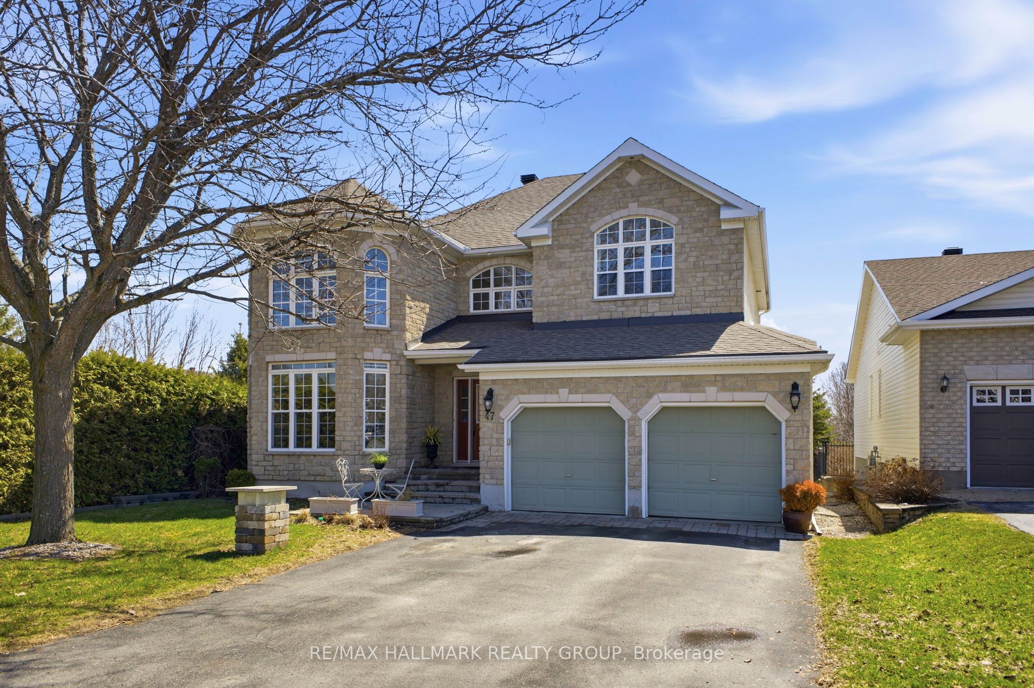 47 Snowberry Way, Ottawa, ON, K2S 2A8