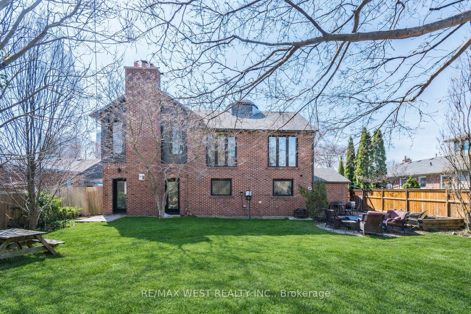 Additional image 4 of 29 Blaketon Road, Toronto, ON, M9B 4W4