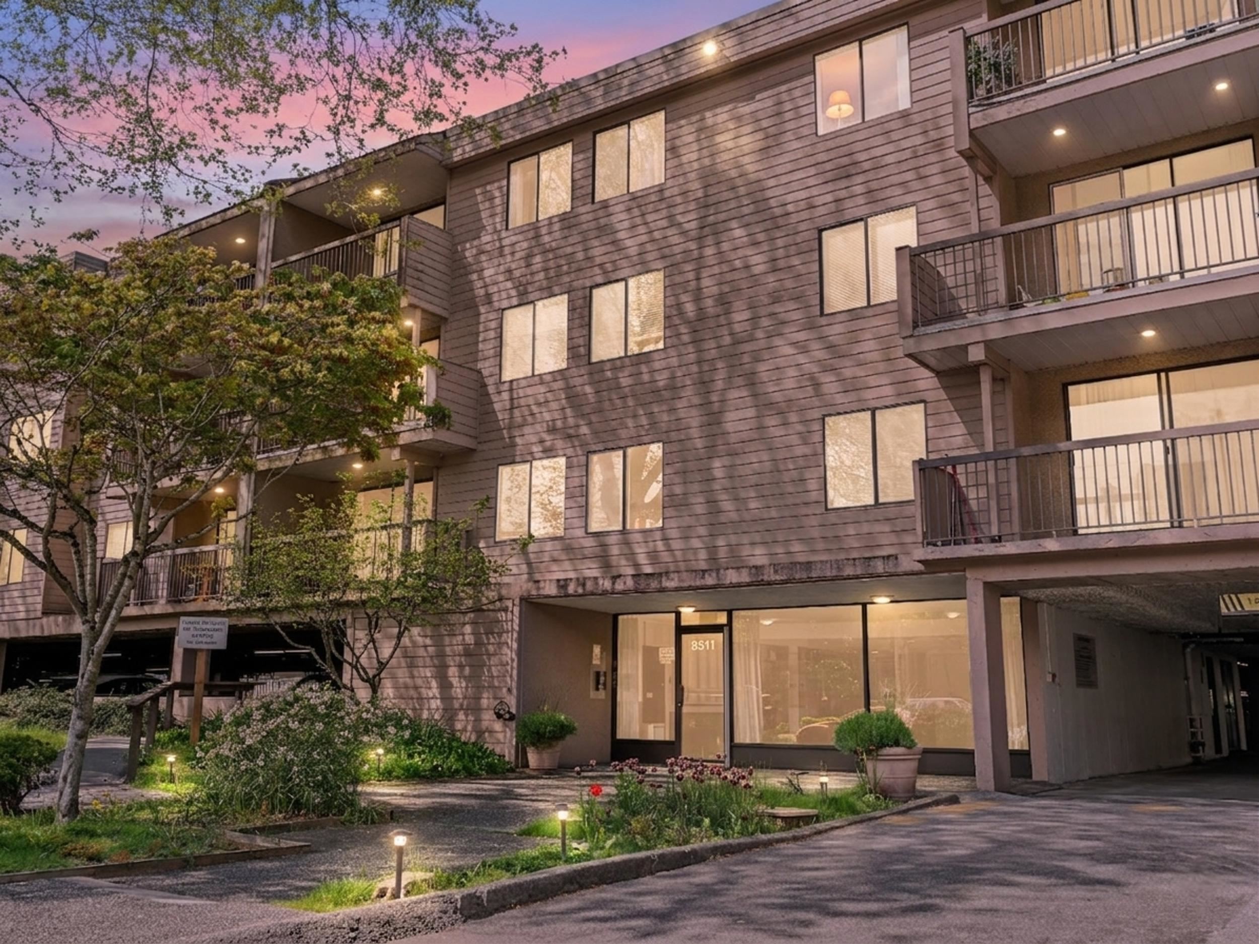 210-8511 Ackroyd Road, Richmond, BC, V6X 3E7