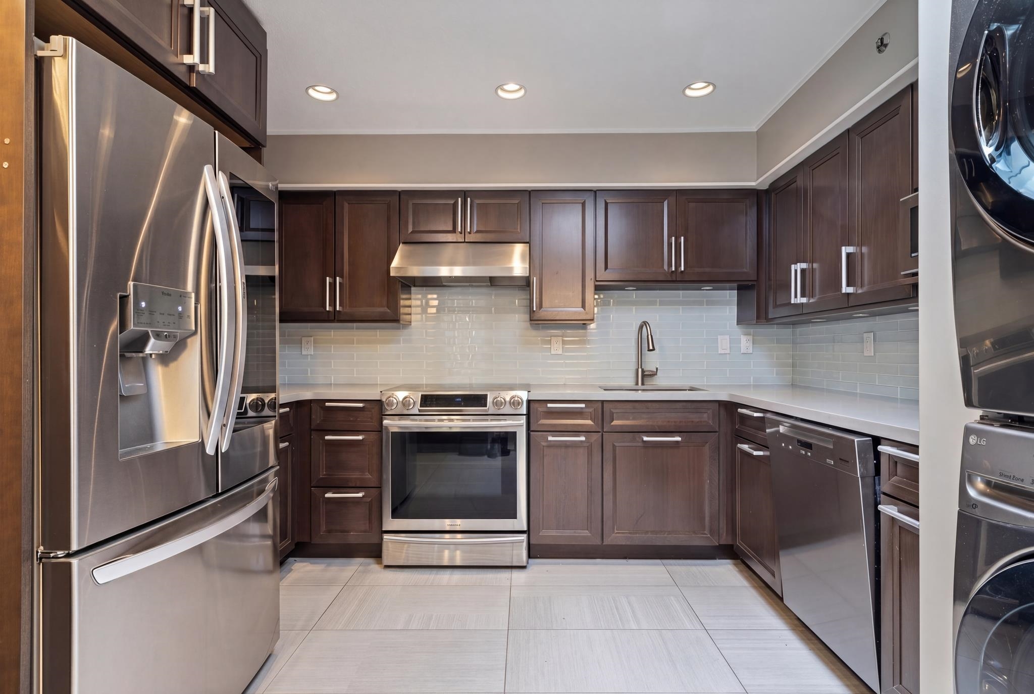Additional image 3 of 306-1345 4th Avenue W, Vancouver, BC, V6H 3Y8