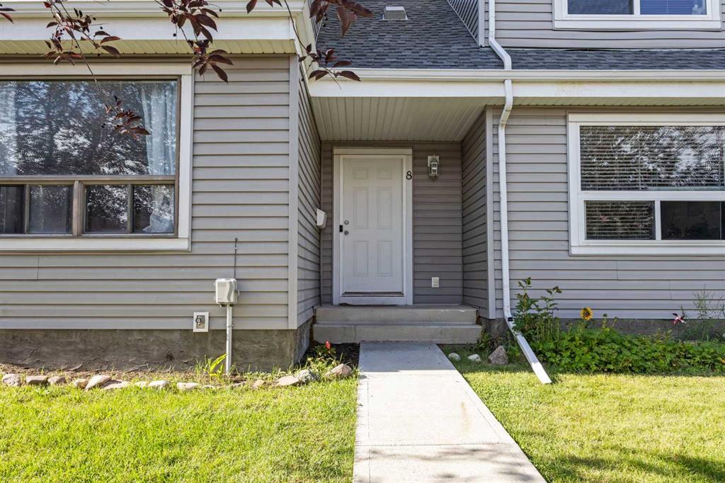 Additional image 2 of 8-4360 58 Street NE, Calgary, AB, T1Y 4S4