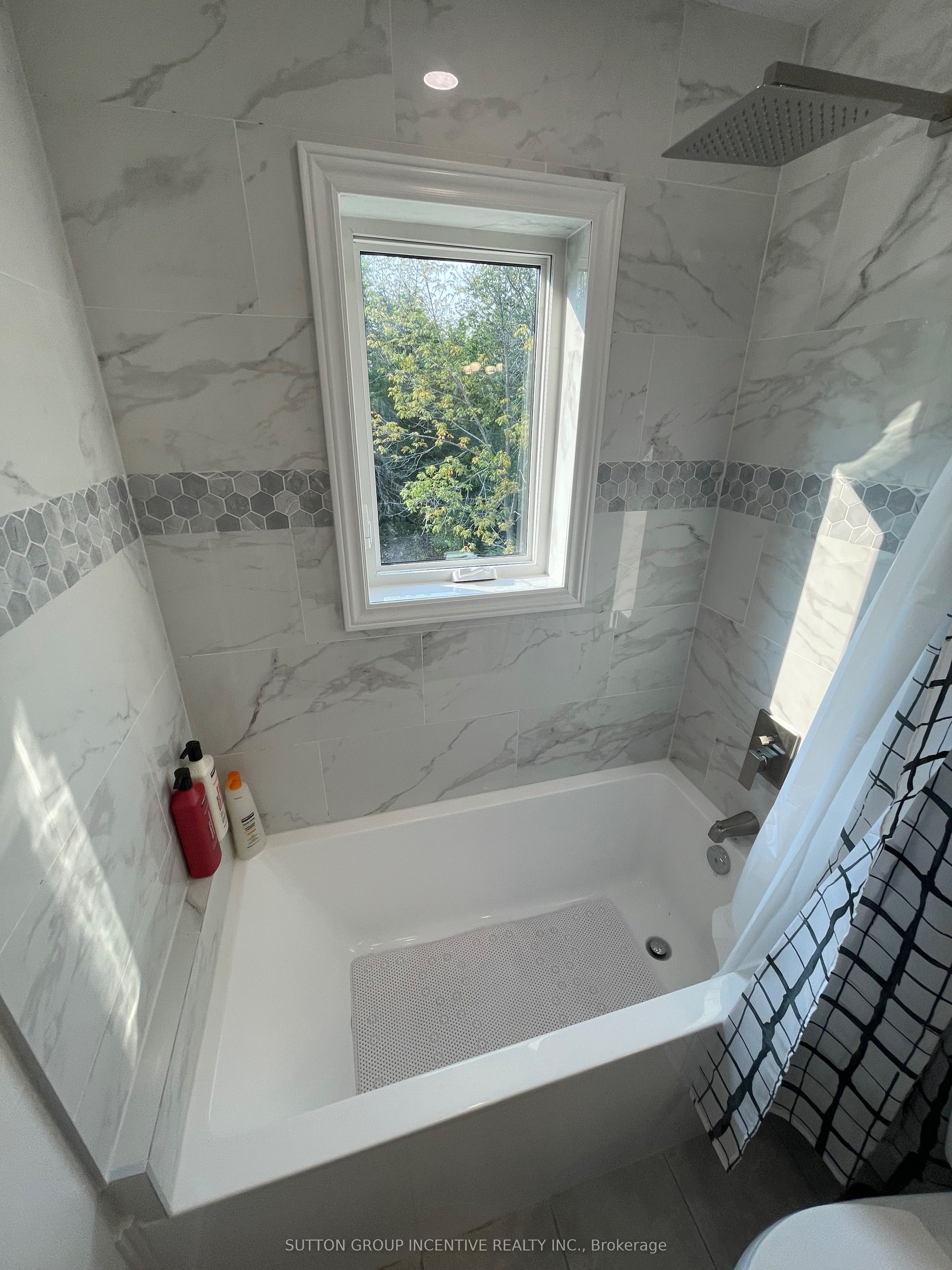 Additional image 6 of 52 Marilyn Avenue S, Wasaga Beach, ON, L9Z 2Y1