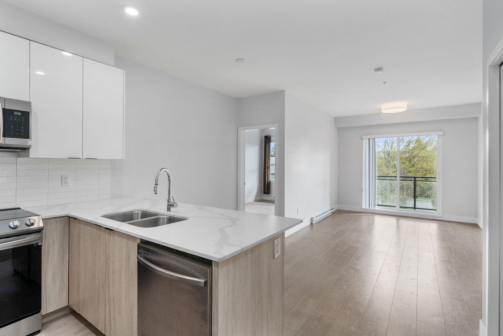 Additional image 2 of 309-5486 199a Street, Langley, BC, V3A 0N6