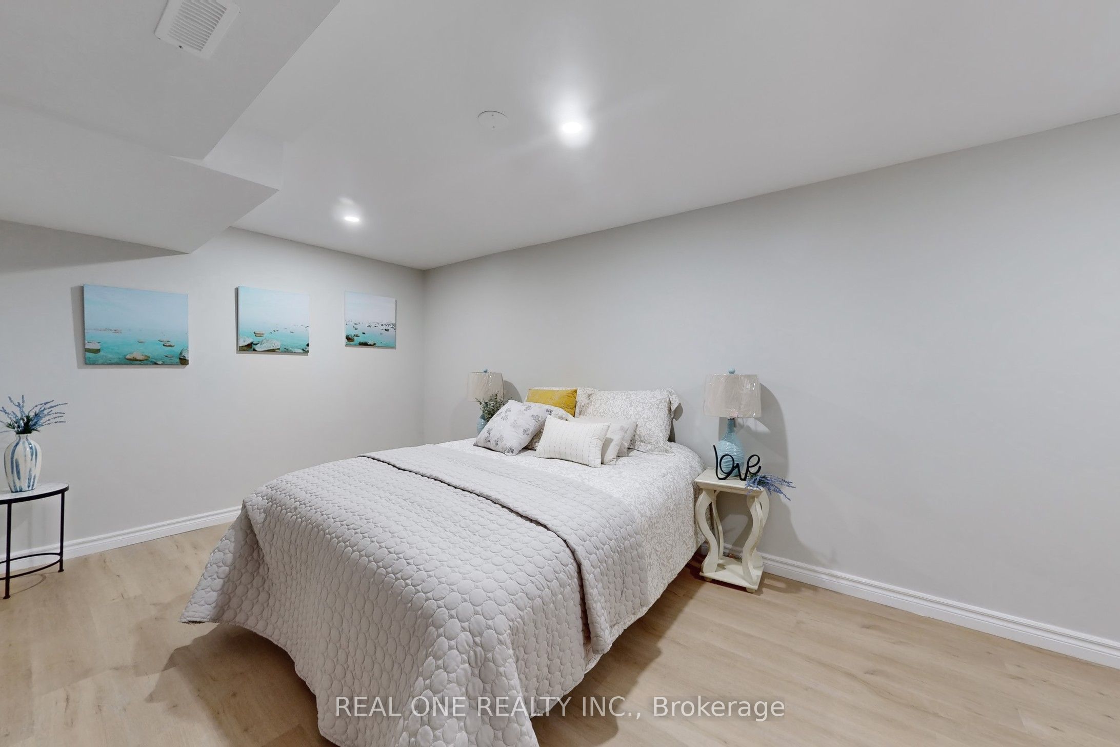 Additional image 6 of 27 Gladiola Court E, Whitby, ON, L1R 1N8
