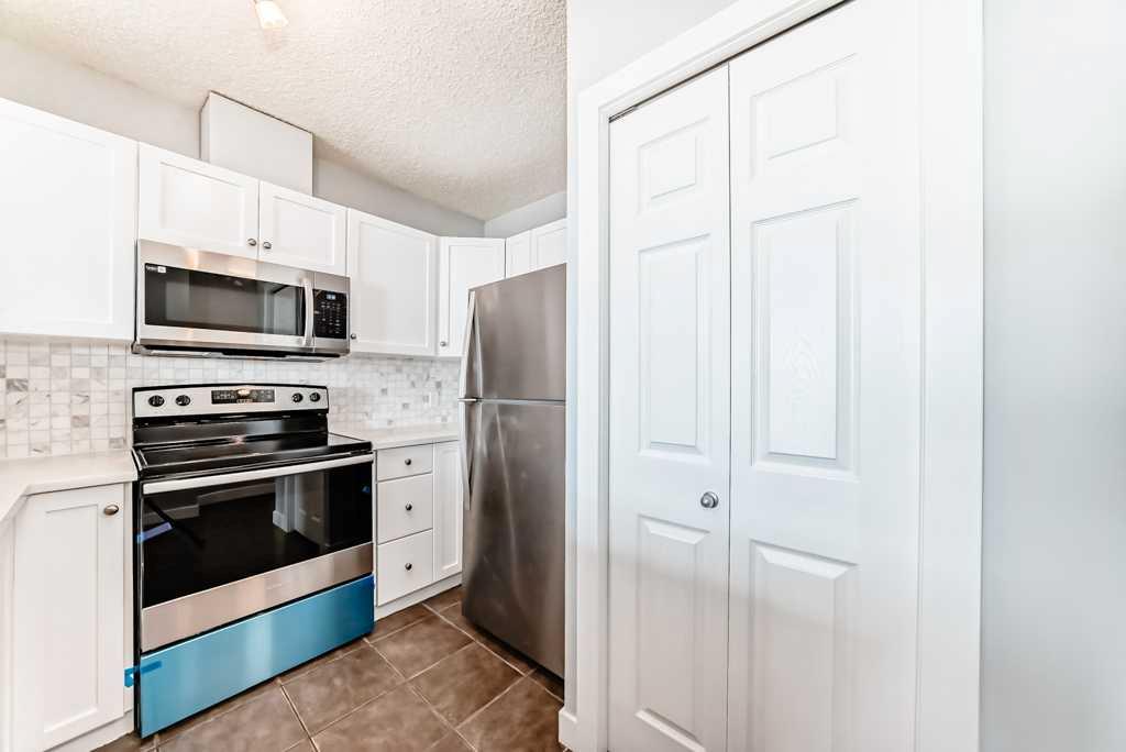 Additional image 4 of 2507-1053 10 Street SW, Calgary, AB, T2R 1S6