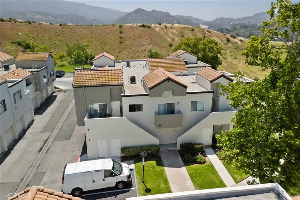 Additional image 6 of 21200 Trumpet Dr Unit 205, Newhall, CA 91321