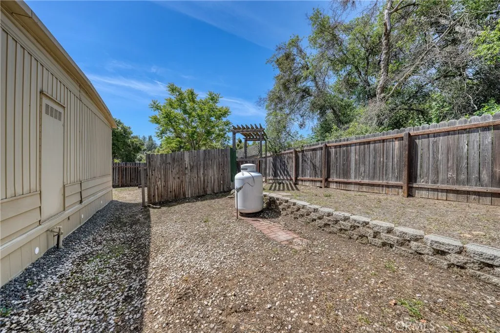 Additional image 50 of 3393 5th St, Clearlake, CA 95422