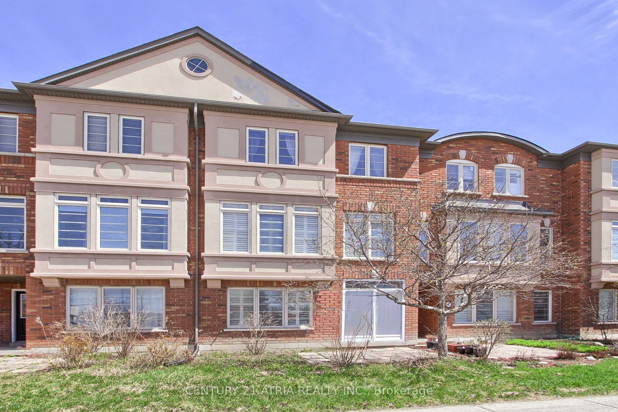 163 Zokol Drive, Aurora, ON, L4G 0C4