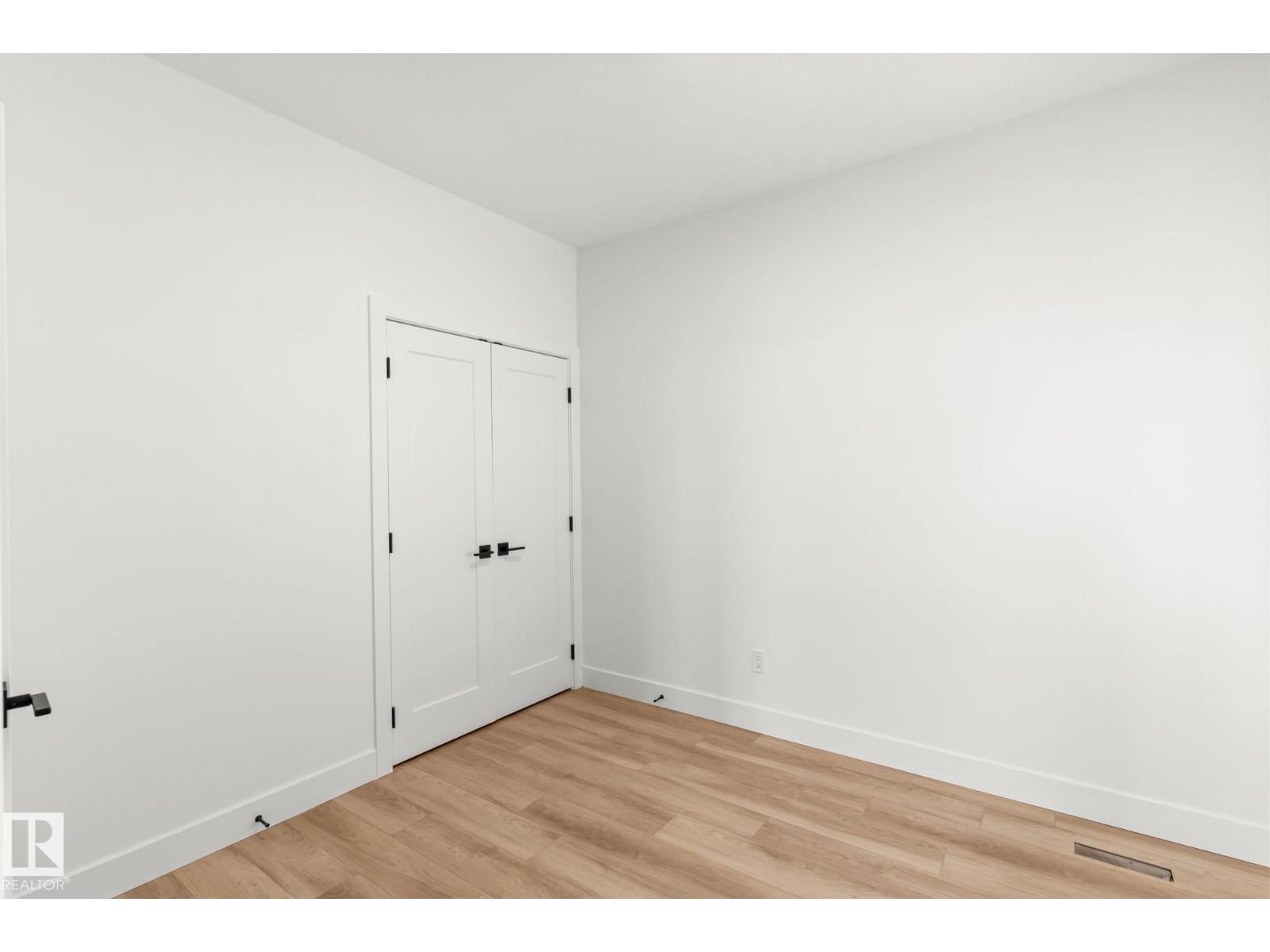 11 Arthur Way, Spruce Grove, AB, T7X0Y4 photo 4