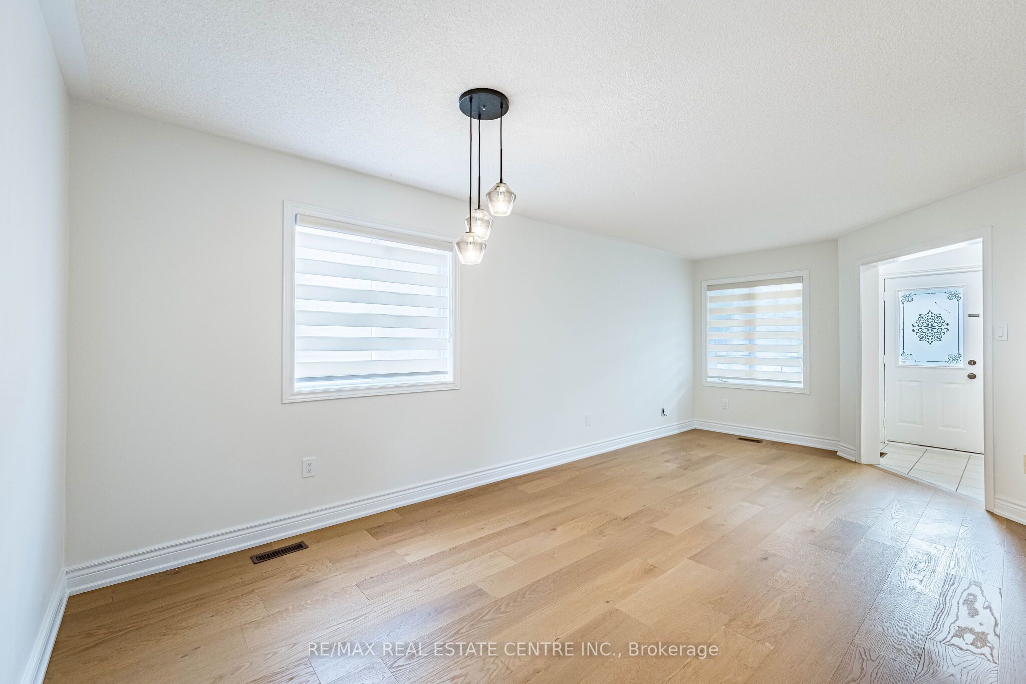 Additional image 6 of 3469 Old Orchard Park Drive, Mississauga, ON, L5B 4E1
