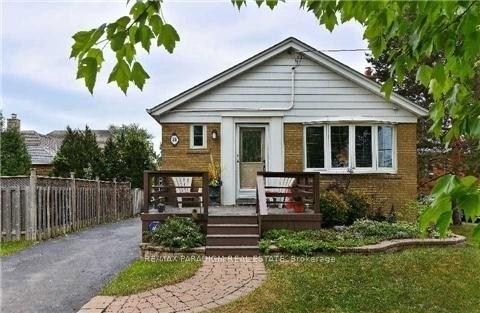 21 Fieldway Road, Toronto, ON, M8Z 3L3