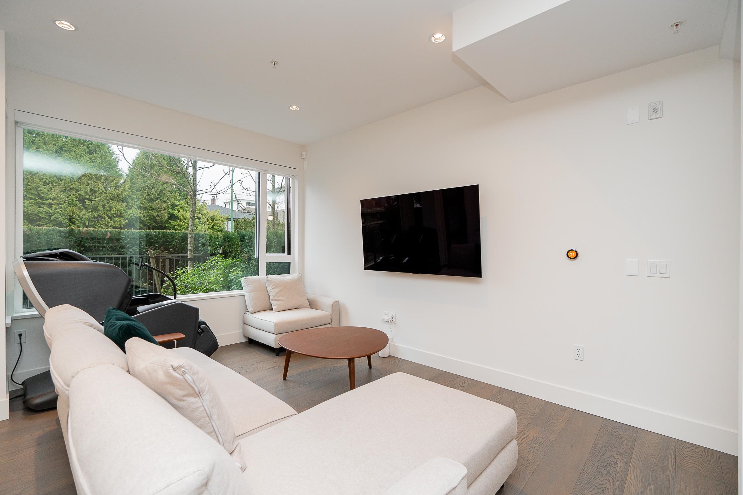 Additional image 4 of 6840 Oak Street, Vancouver, BC, V6P 0K7