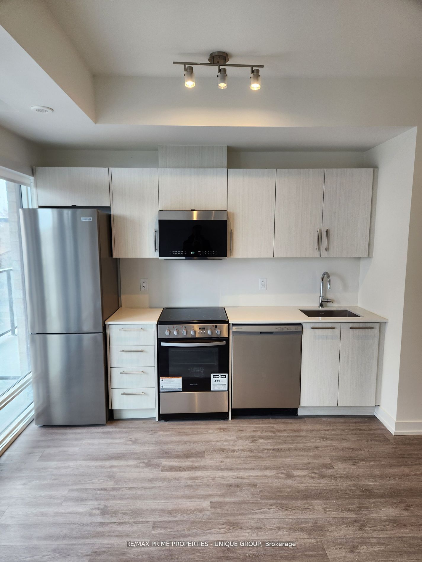 Additional image 3 of 62-861 Sheppard Avenue W, Toronto, ON, M3H 0E9