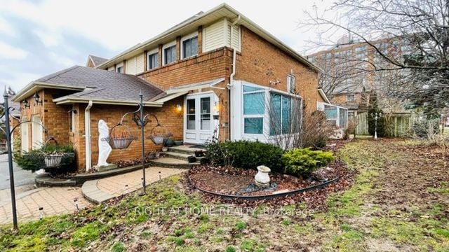Additional image 3 of 35 Davies Crescent, Whitby, ON, L1N 8X4