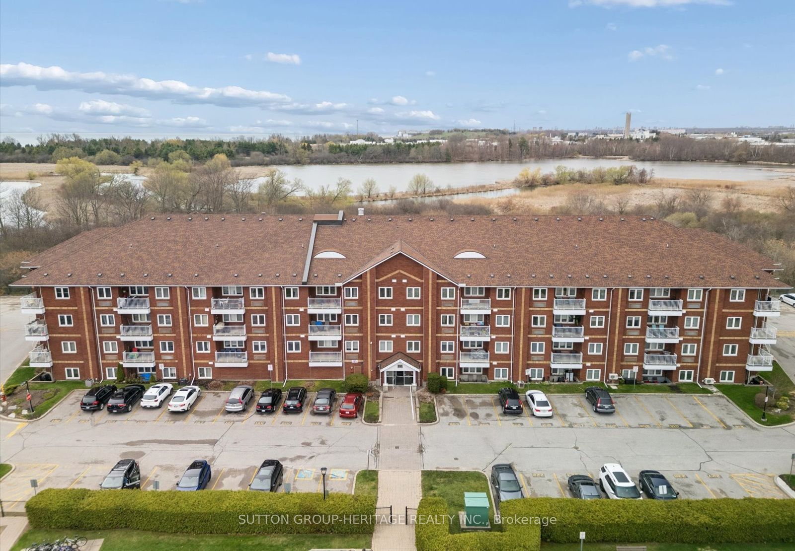 414-191 Lake Driveway N/a W, Ajax, ON, L1S 7H9