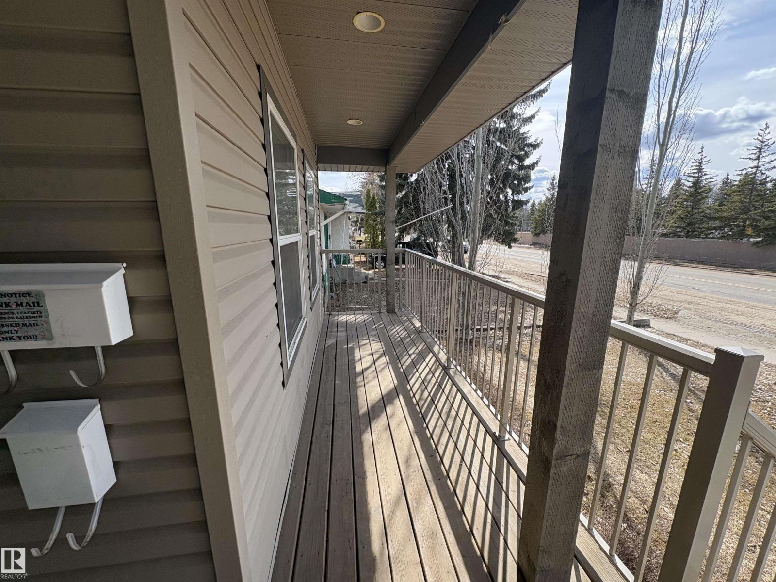 Additional image 3 of 10231 163 Street NW, Edmonton, AB, T5P3N7