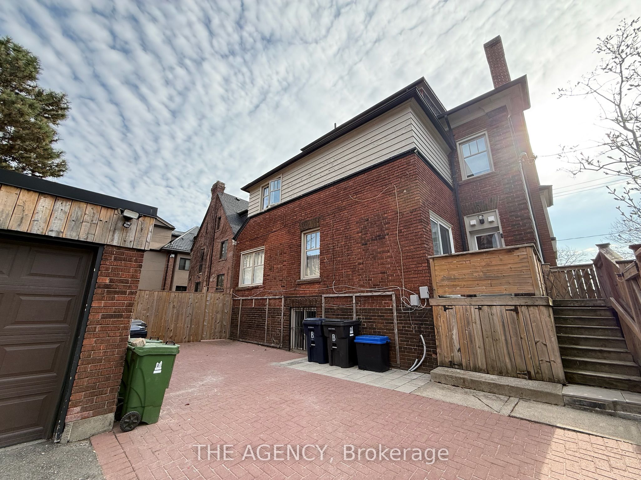 31 Oriole Parkway, Toronto, ON, M4V 2C9 photo 4