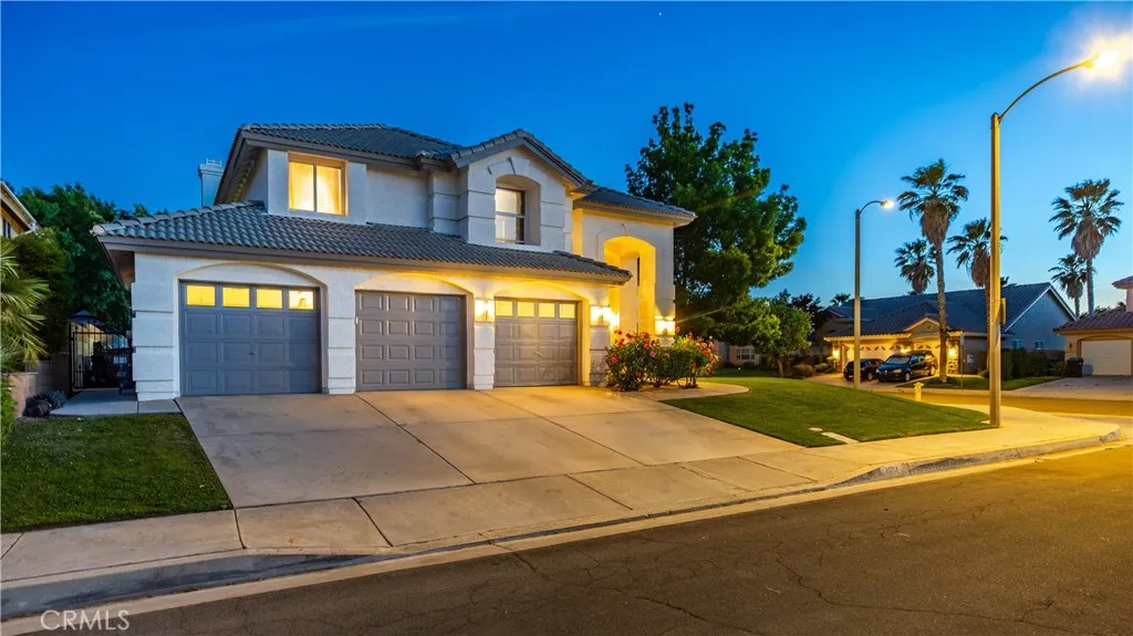 4034 Via Constance, Lancaster, CA 93536 photo 4