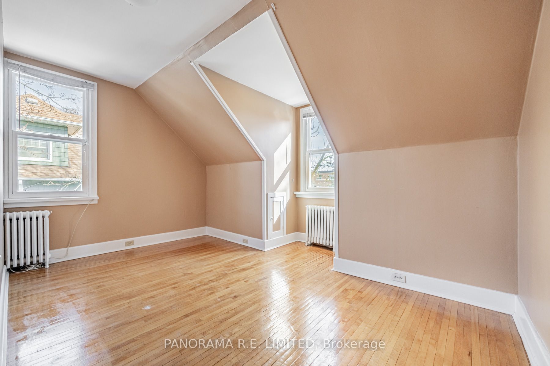 Additional image 5 of 4-8 Thirty Third Street, Toronto, ON, M8W 3G8