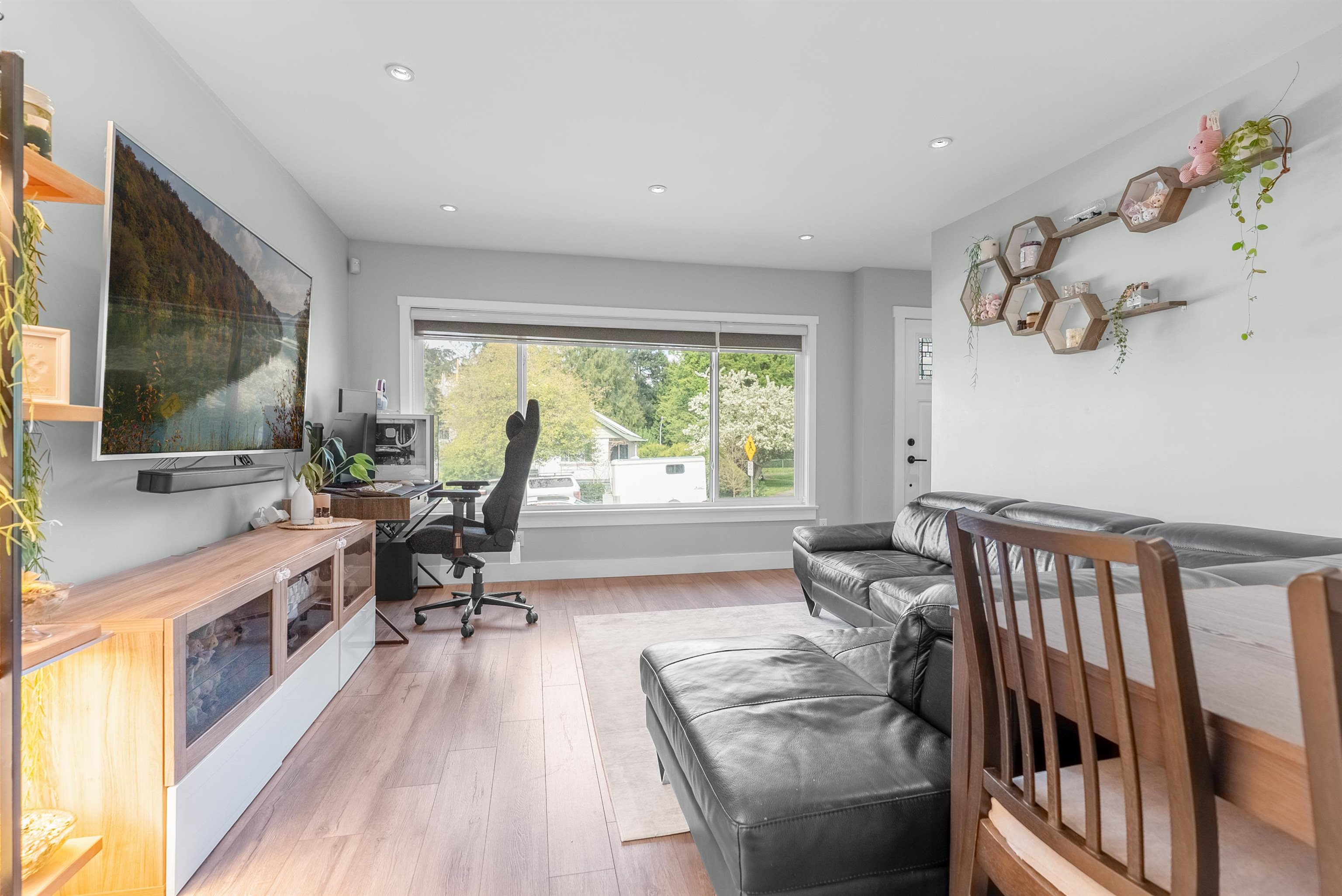 Additional image 3 of 2576 27th Avenue E, Vancouver, BC, V5R 1N1