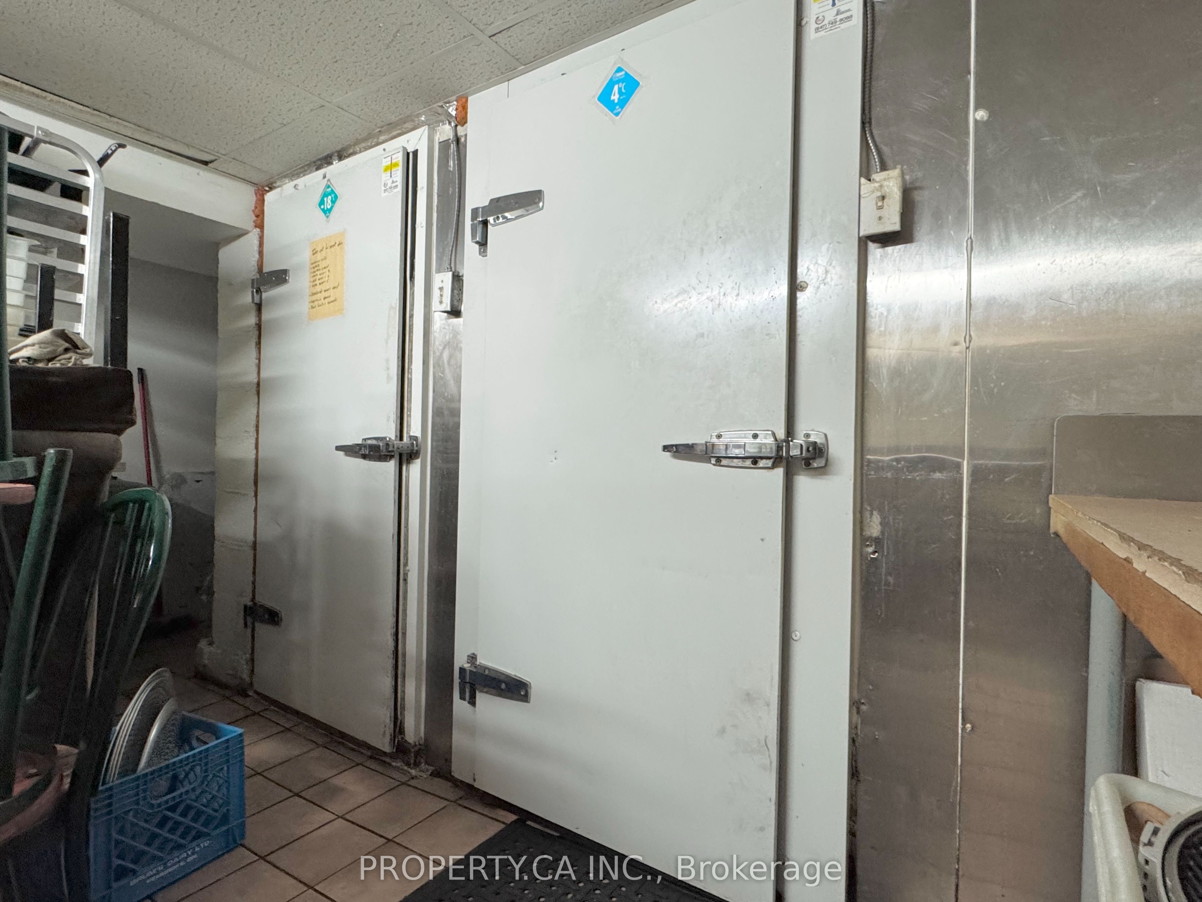 Additional image 4 of 2372 Bloor Street W, Toronto, ON, M6S 1P5